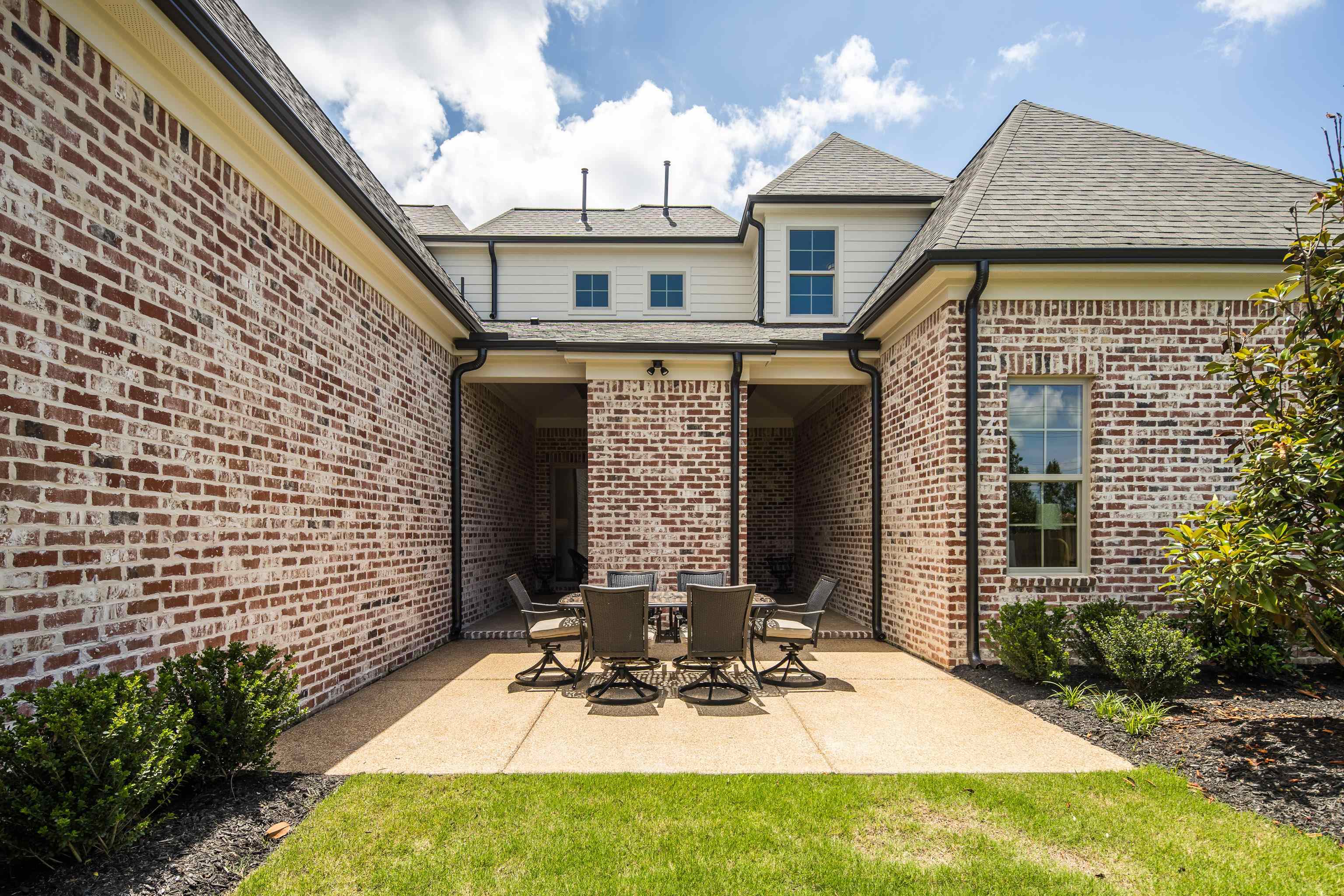 284 Keisie Lane Collierville, TN 38017 - Photo 32 of 34 Patio terrace