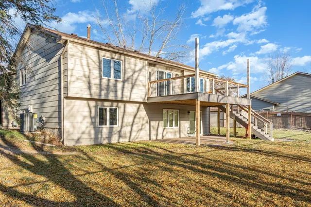 $529,900 | 510 Elaine Avenue, Shoreview, MN 55126