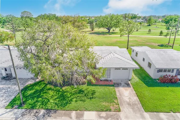 $229,000 | 4192 96th Avenue North, Unit 4192, Pinellas Park, FL 33782