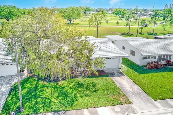 $229,000 | 4192 96th Avenue North, Unit 4192, Pinellas Park, FL 33782