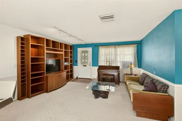 $229,000 | 4192 96th Avenue North, Unit 4192, Pinellas Park, FL 33782