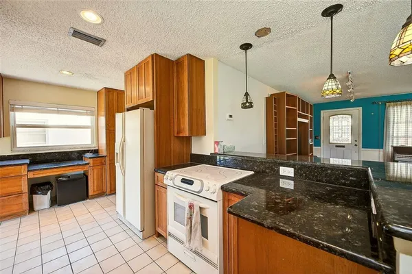 $229,000 | 4192 96th Avenue North, Unit 4192, Pinellas Park, FL 33782