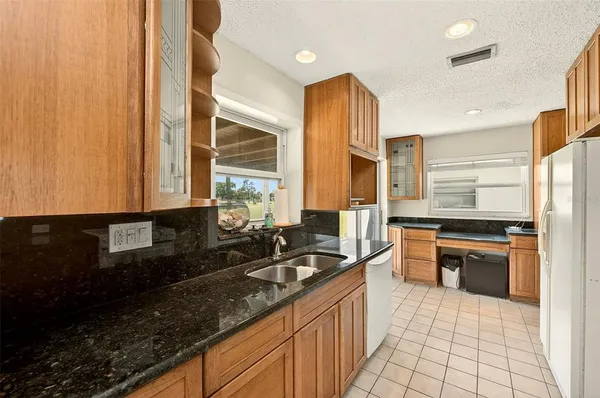 $229,000 | 4192 96th Avenue North, Unit 4192, Pinellas Park, FL 33782