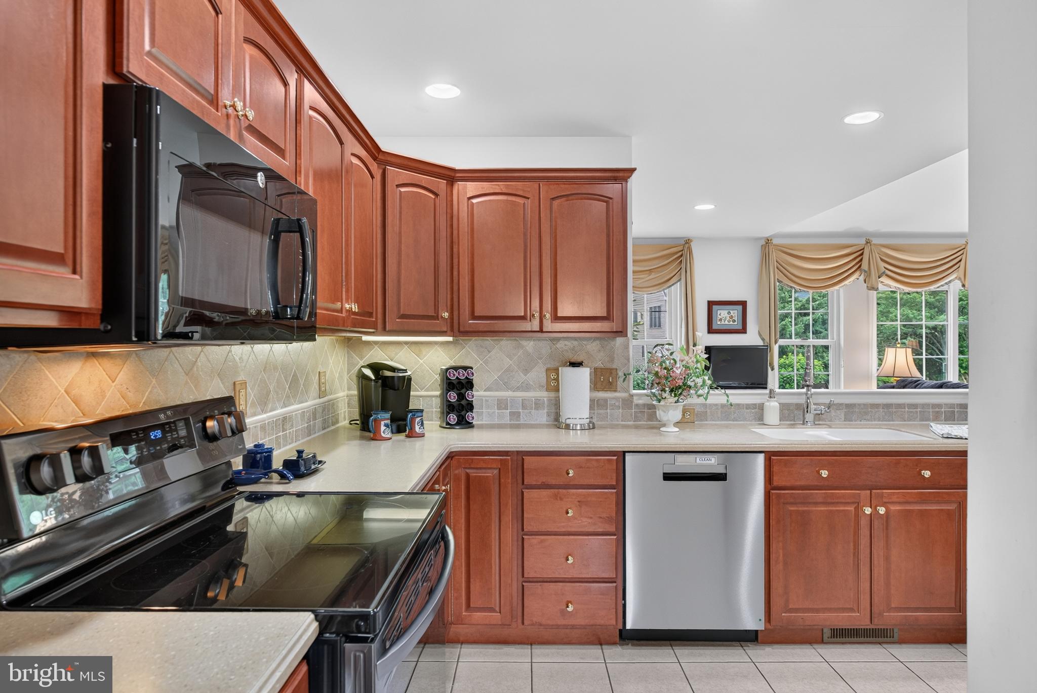 1133 Brighton Avenue Lititz, PA 17543 - Photo 10 of 44 Kitchen