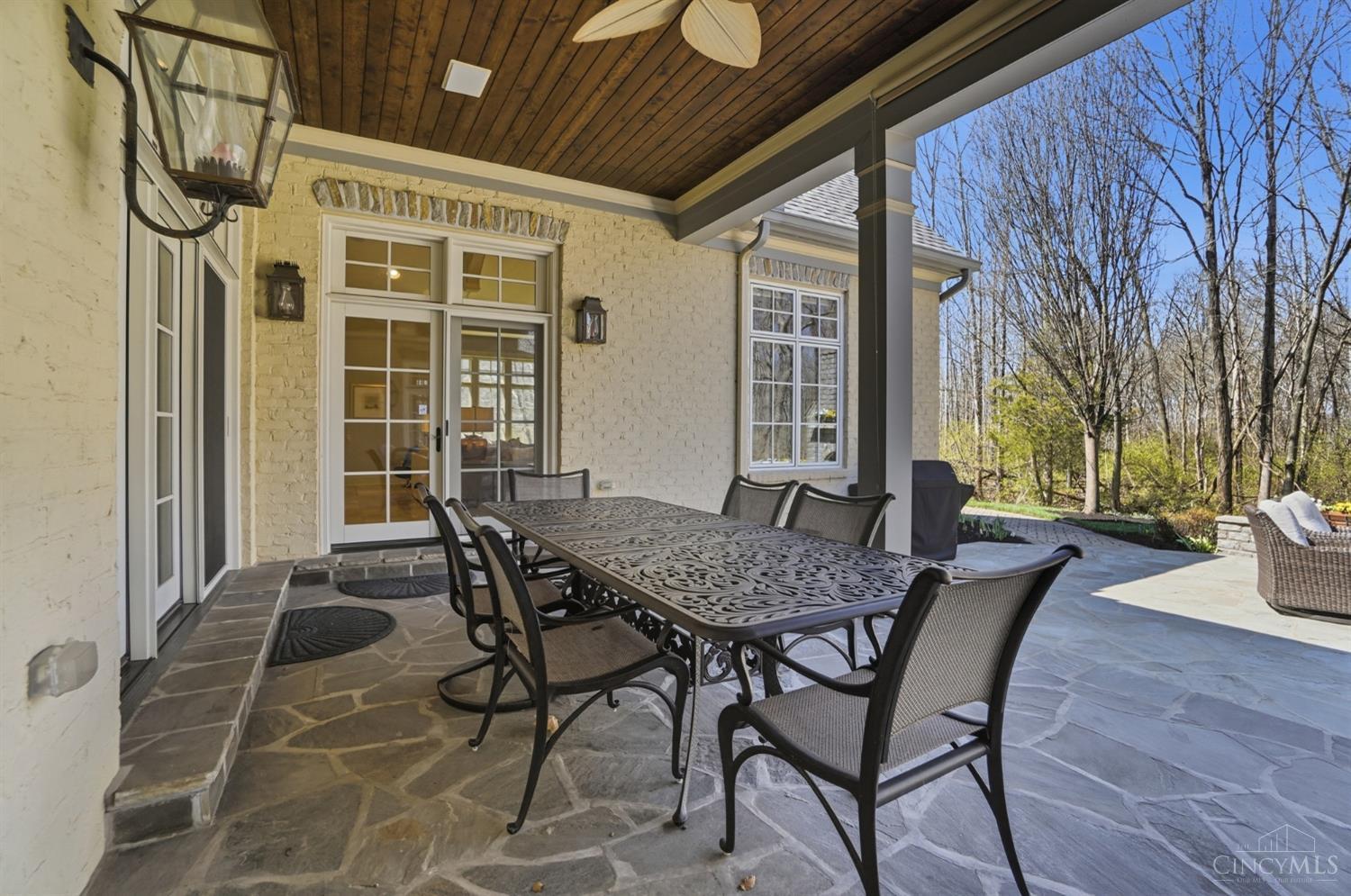 1054 Observatory Point Maineville, OH 45039 - Photo 63 of 82
