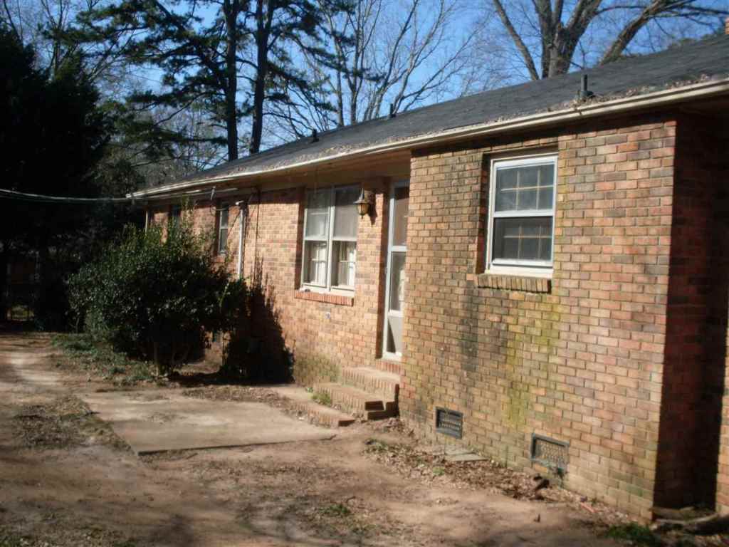 214 Westwind Road Anderson, SC 29625 - Photo 3 of 17 Gallery Image 3