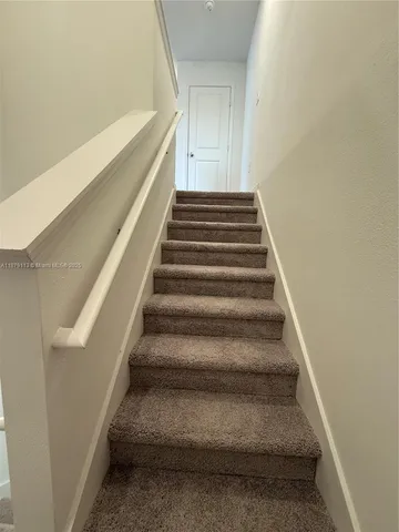 $2,100 | 410 Sequoia Drive, Unit 77, Lake Wales, FL 33859