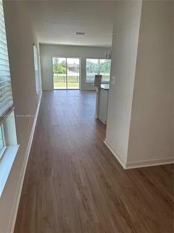 $1,950 | 410 Sequoia Drive, Unit 77, Lake Wales, FL 33859