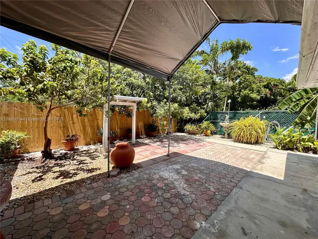 $689,000 | 3952 Southwest 136th Avenue, Miami, FL 33175