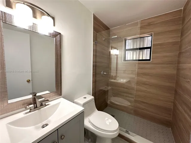 $689,000 | 3952 Southwest 136th Avenue, Miami, FL 33175