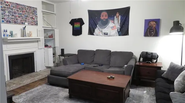 $2,450 | 2529 Rio Grande Street, Unit 70, Austin, TX 78705