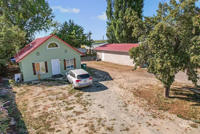 $290,000 | 60 South 850th Street East, Declo, ID 83323