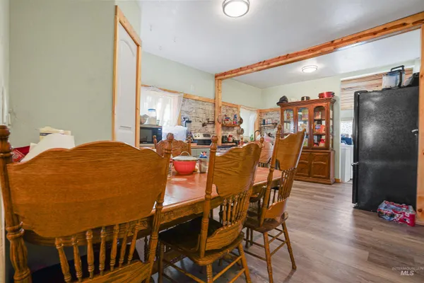 $275,000 | 60 South 850th Street East, Declo, ID 83323