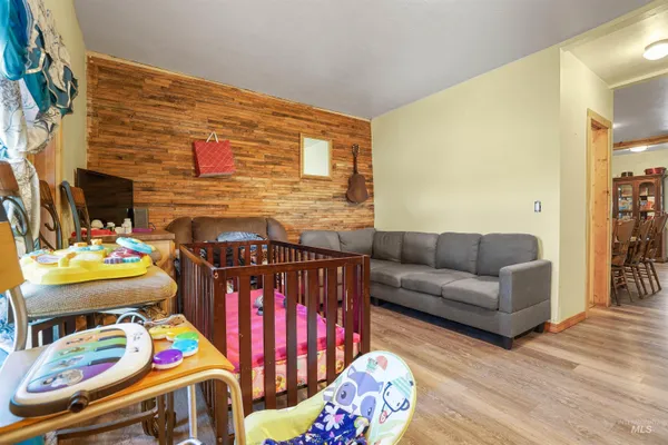 $275,000 | 60 South 850th Street East, Declo, ID 83323