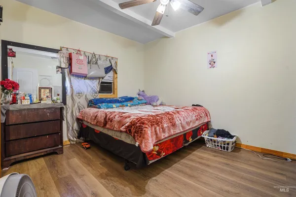 $275,000 | 60 South 850th Street East, Declo, ID 83323