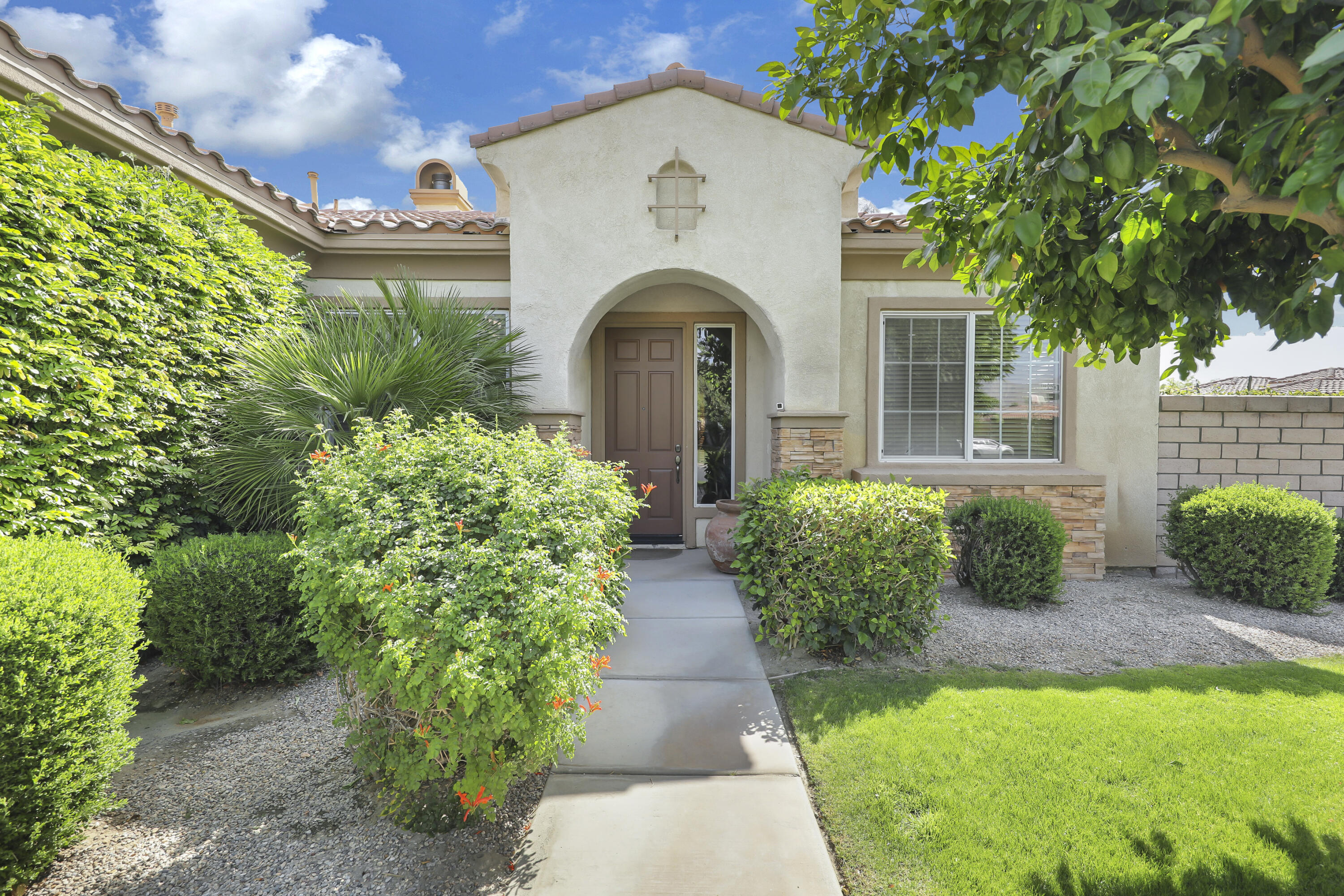 48640 Vienna Court Indio, CA 92201 - Photo 2 of 28 ViennaCt48640#2