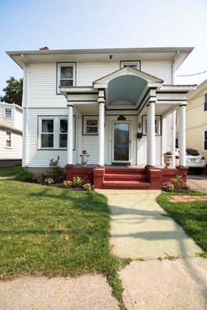 512 New Boston Road Fall River, MA 02720 - Photo 5 of 30 Gallery Image 5