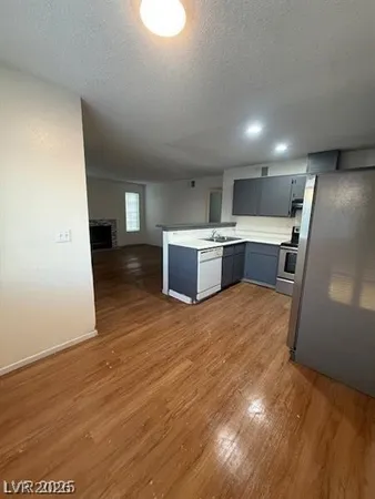 $1,100 | 1983 Cosmic Drive, Unit 193, Las Vegas, NV 89115