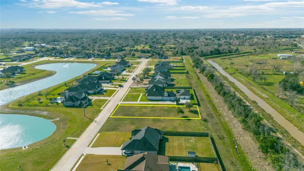 a view of a swimming pool and lake view