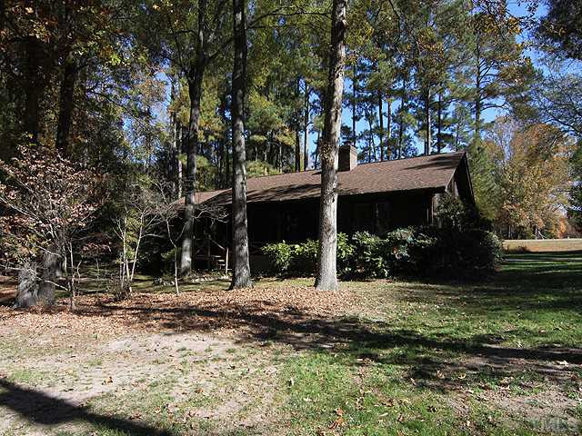 4105 Fiesta Road Durham, NC 27703 - Photo 6 of 25 Photo 6