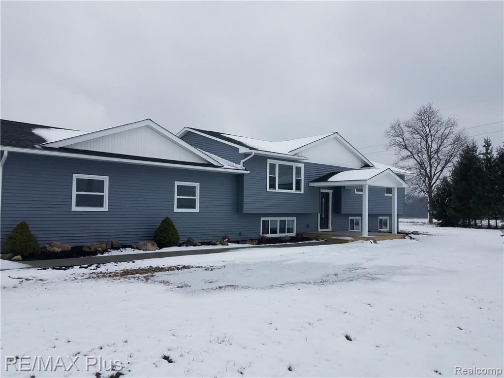 2369 Bullock Road Lapeer, MI 48446 - Photo 1 of 48 2369 Bullock - Main.jpg