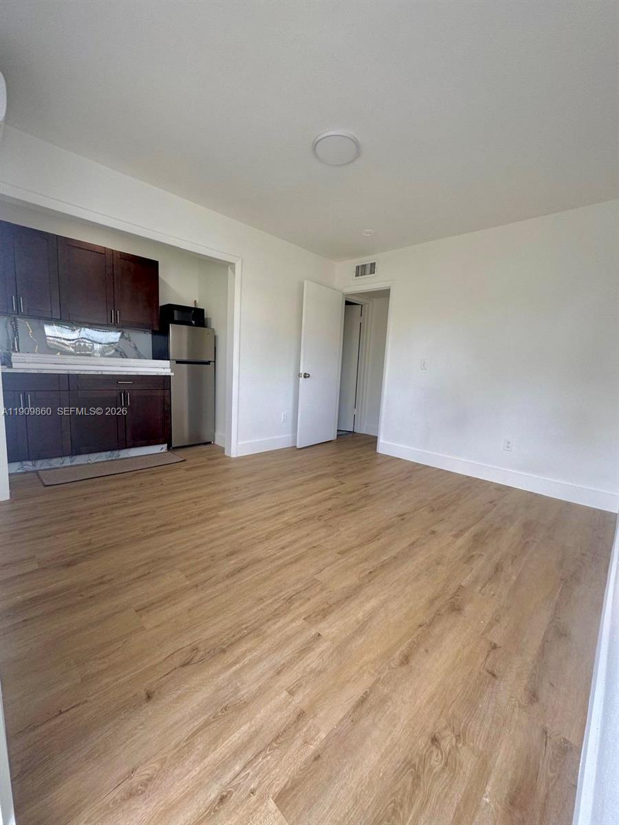 3200 Southwest 88th Place, Unit BACK Miami, FL 33165 - Photo 3 of 8