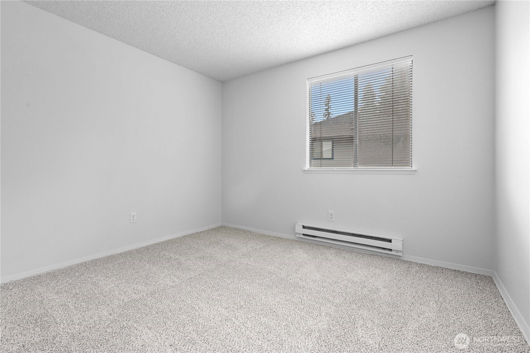 1832 South 330th Street, Unit D Federal Way, WA 98003 - Photo 10 of 21