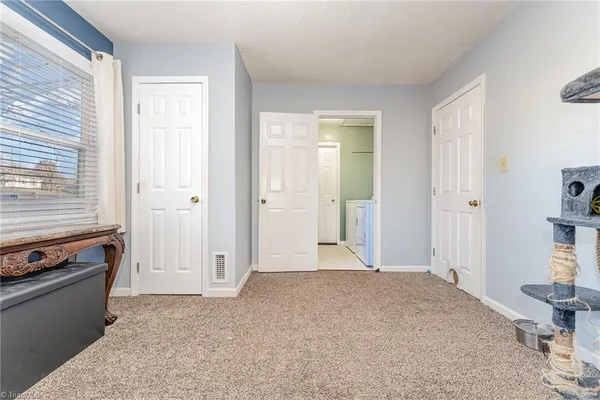 $290,000 | 7113 North River Road, Oak Ridge, NC 27310