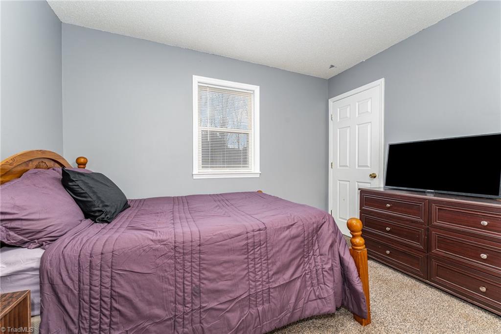 7113 North River Road Oak Ridge, NC 27310 - Photo 15 of 28 Bedroom 2