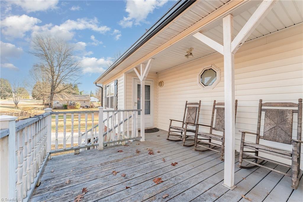 7113 North River Road Oak Ridge, NC 27310 - Photo 5 of 28