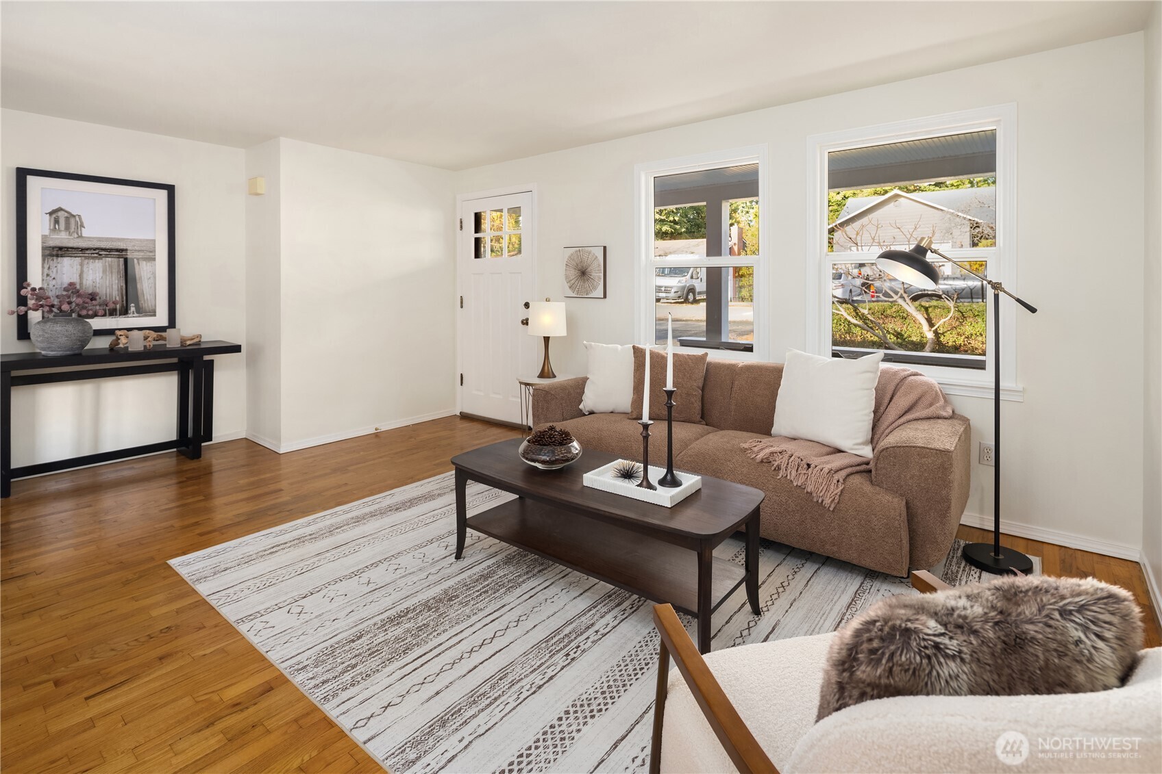 5230 242nd Street Southwest Mountlake Terrace, WA 98043 - Photo 5 of 39 a living room with furniture and wooden floor