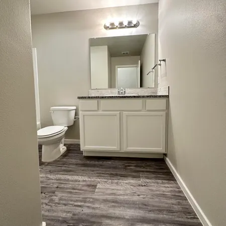$1,300 | 2106 North Avenue J, Unit 1, Lubbock, TX 79403