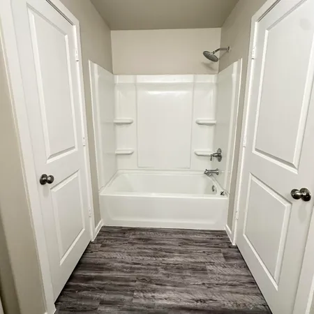 $1,300 | 2106 North Avenue J, Unit 1, Lubbock, TX 79403