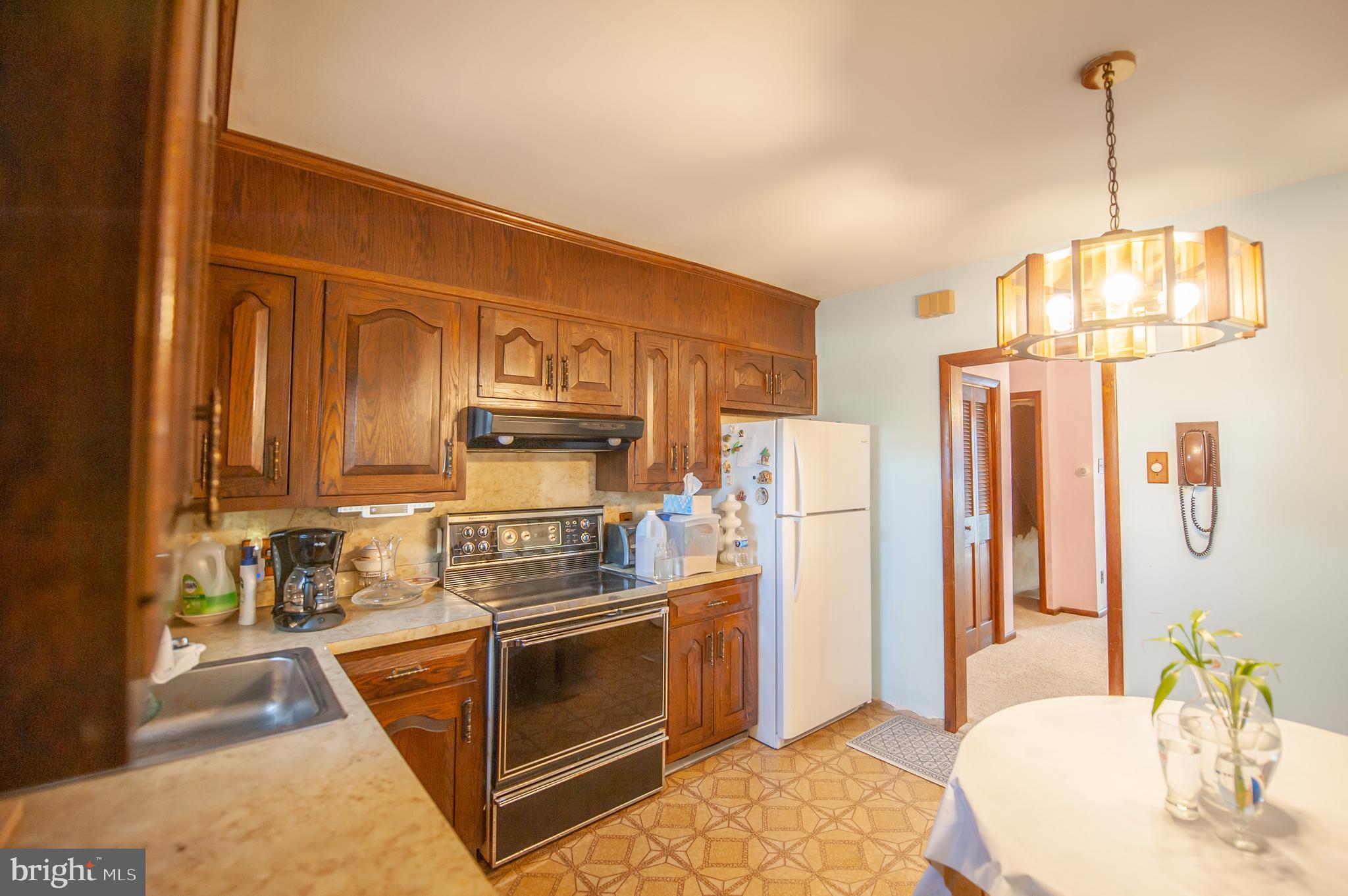 5342 Charles Street Philadelphia, PA 19124 - Photo 9 of 10