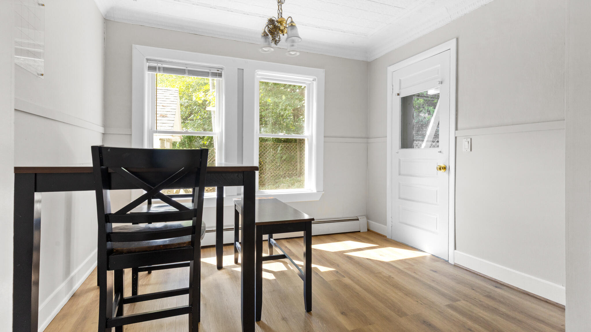 24 Warwick Street Bangor, ME 04401 - Photo 9 of 37 Dining Room Area