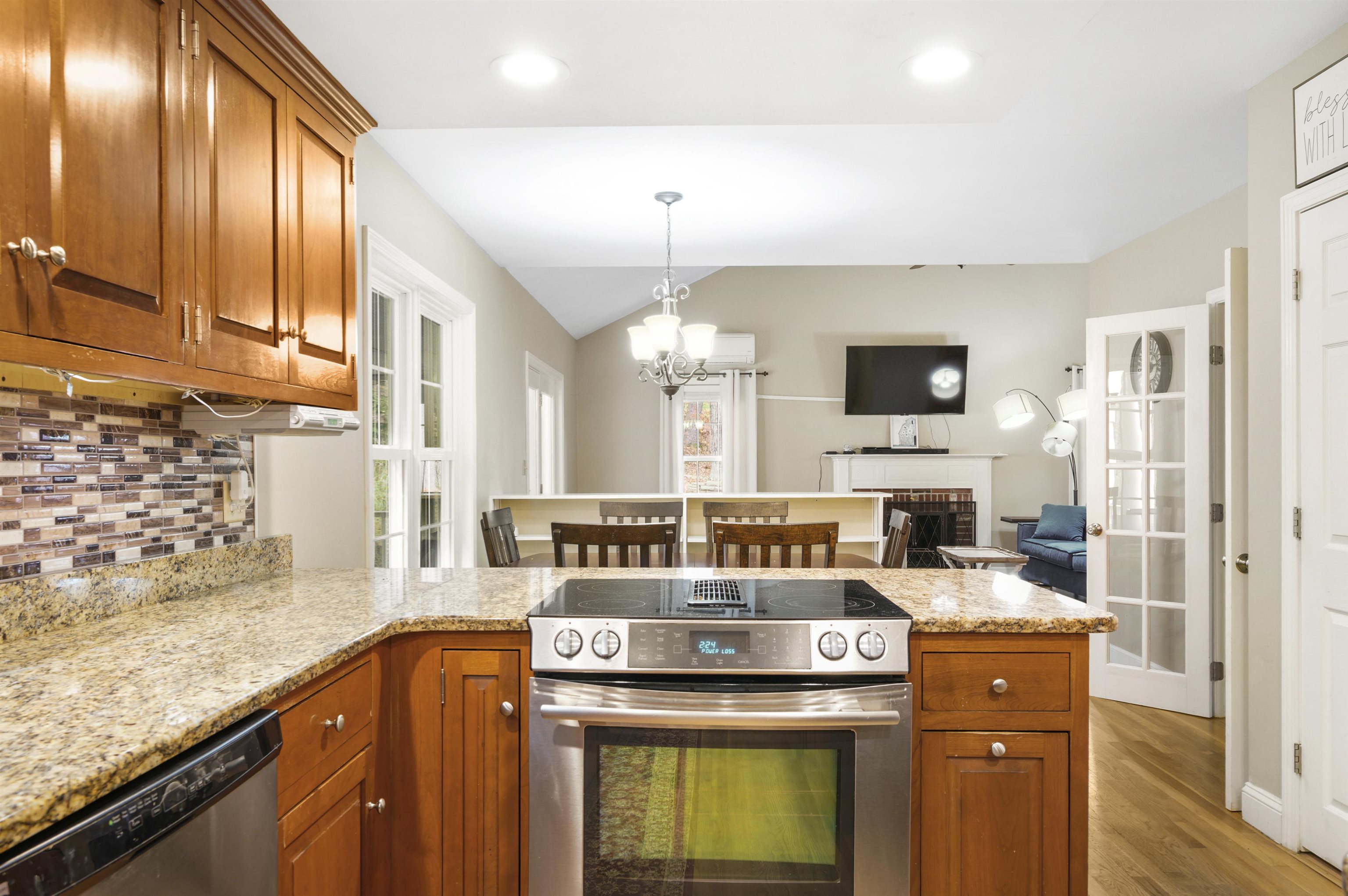 13 Bear Hill Road Windham, NH 03087 - Photo 24 of 48