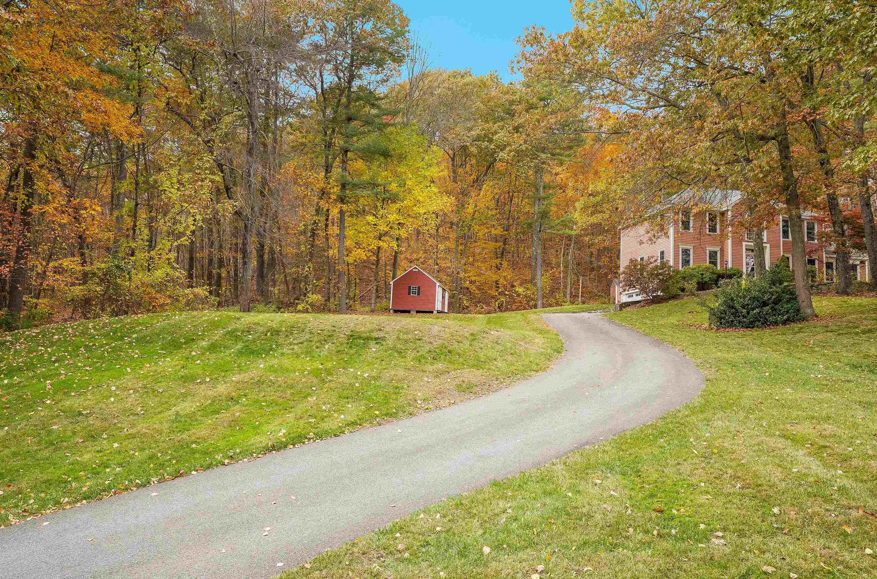 13 Bear Hill Road Windham, NH 03087 - Photo 35 of 48