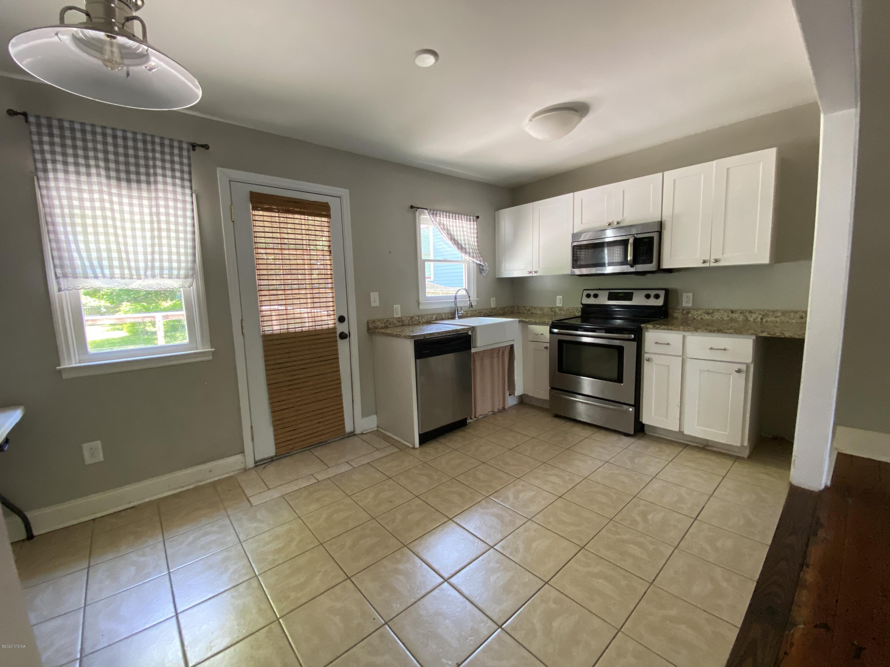1276 Calhoun Street Macon, GA 31201 - Photo 22 of 34 DF53F47C-25F9-4538-897D-598723DEF41B