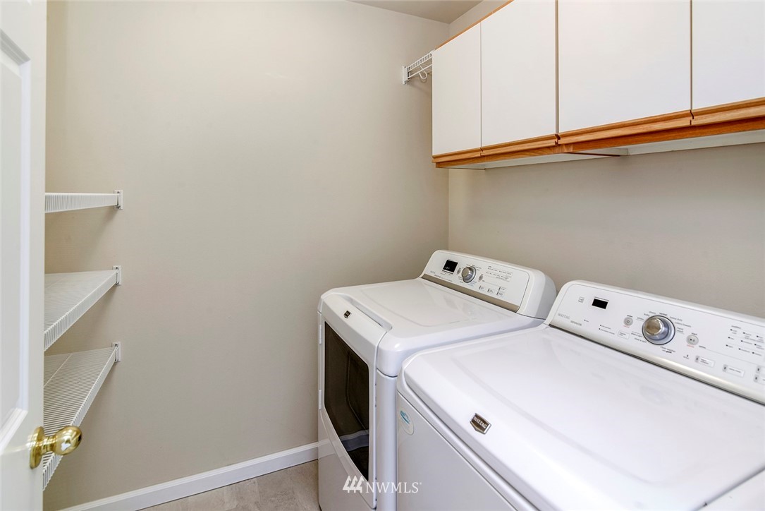 16265 Agate Point Road Northeast Bainbridge Island, WA 98110 - Photo 15 of 25 Gallery Image 15