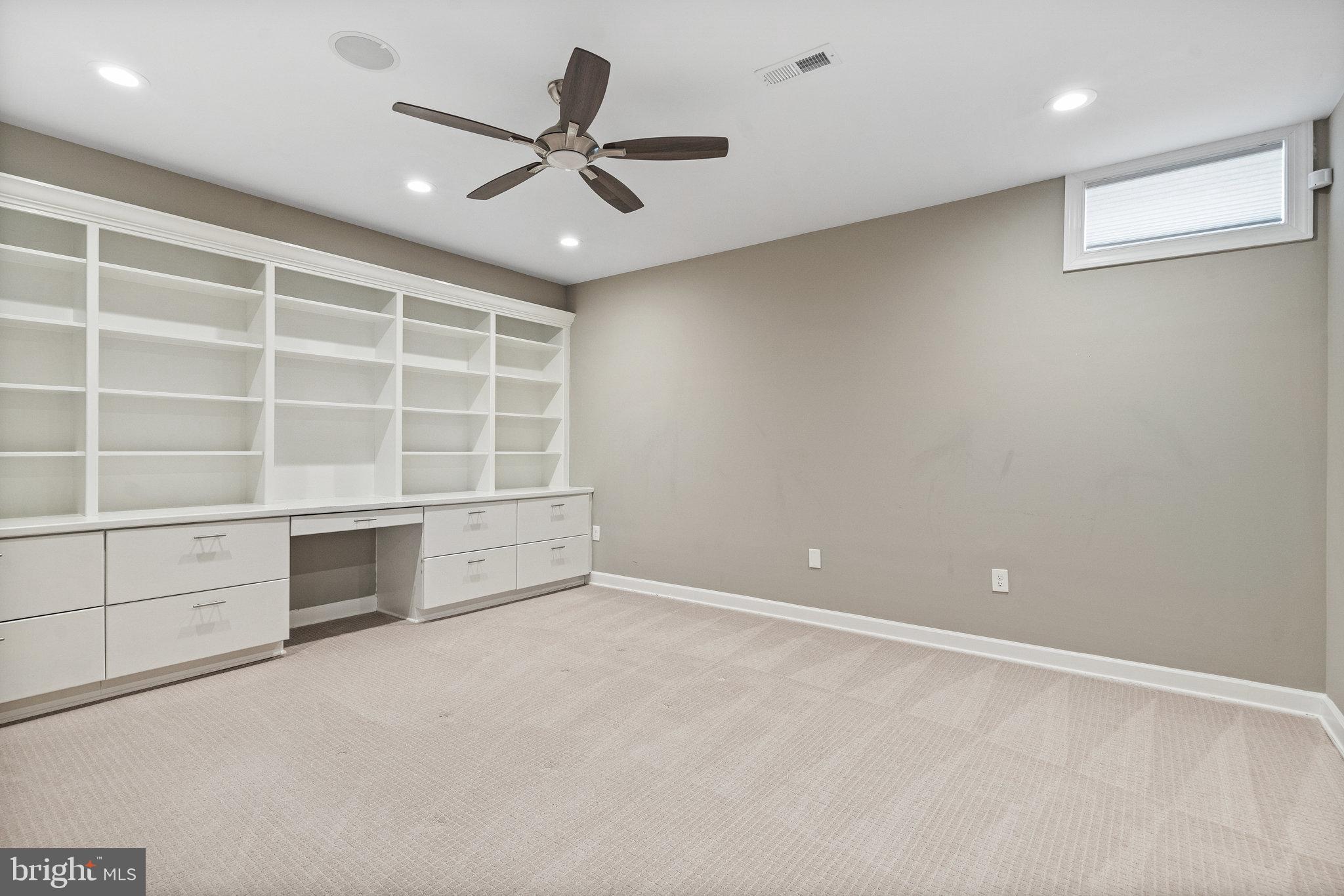 4561 Rona Place Fairfax, VA 22030 - Photo 64 of 78 Rec room