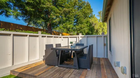 $559,000 | 76 Dockside Circle, San Rafael, CA 94903