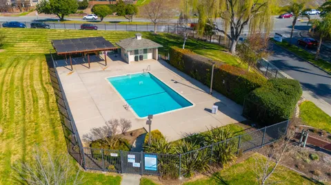 $559,000 | 76 Dockside Circle, San Rafael, CA 94903