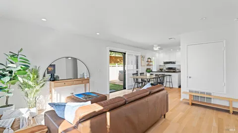 $559,000 | 76 Dockside Circle, San Rafael, CA 94903