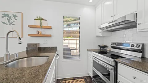 $559,000 | 76 Dockside Circle, San Rafael, CA 94903