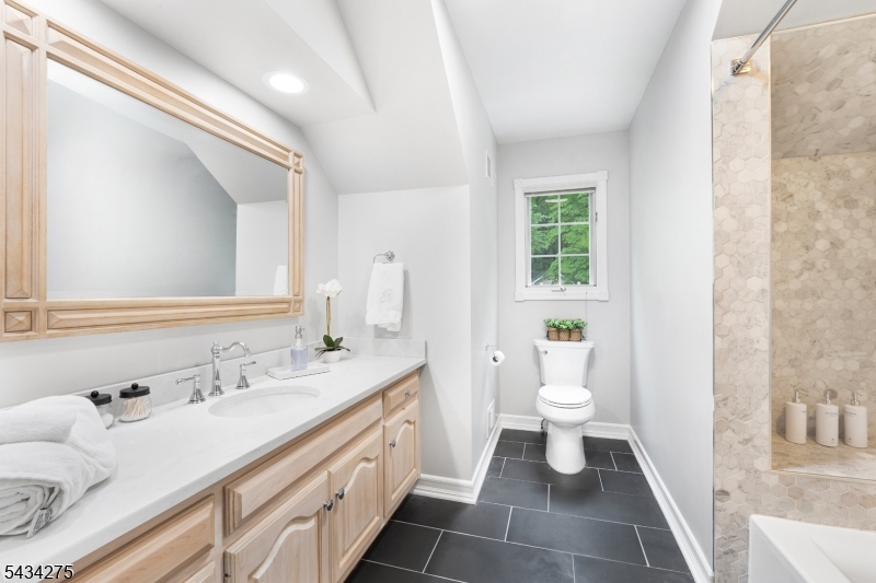7 Chilton Road Chester, NJ 07930 - Photo 38 of 47