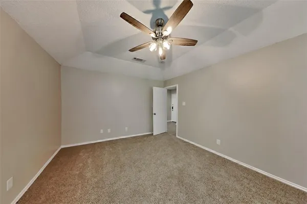 $2,100 | 6369 Hunters Glen Drive, Watauga, TX 76148