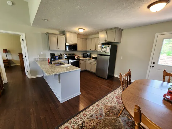 $329,900 | 4574 Long Creek Road, Lafayette, TN 37083