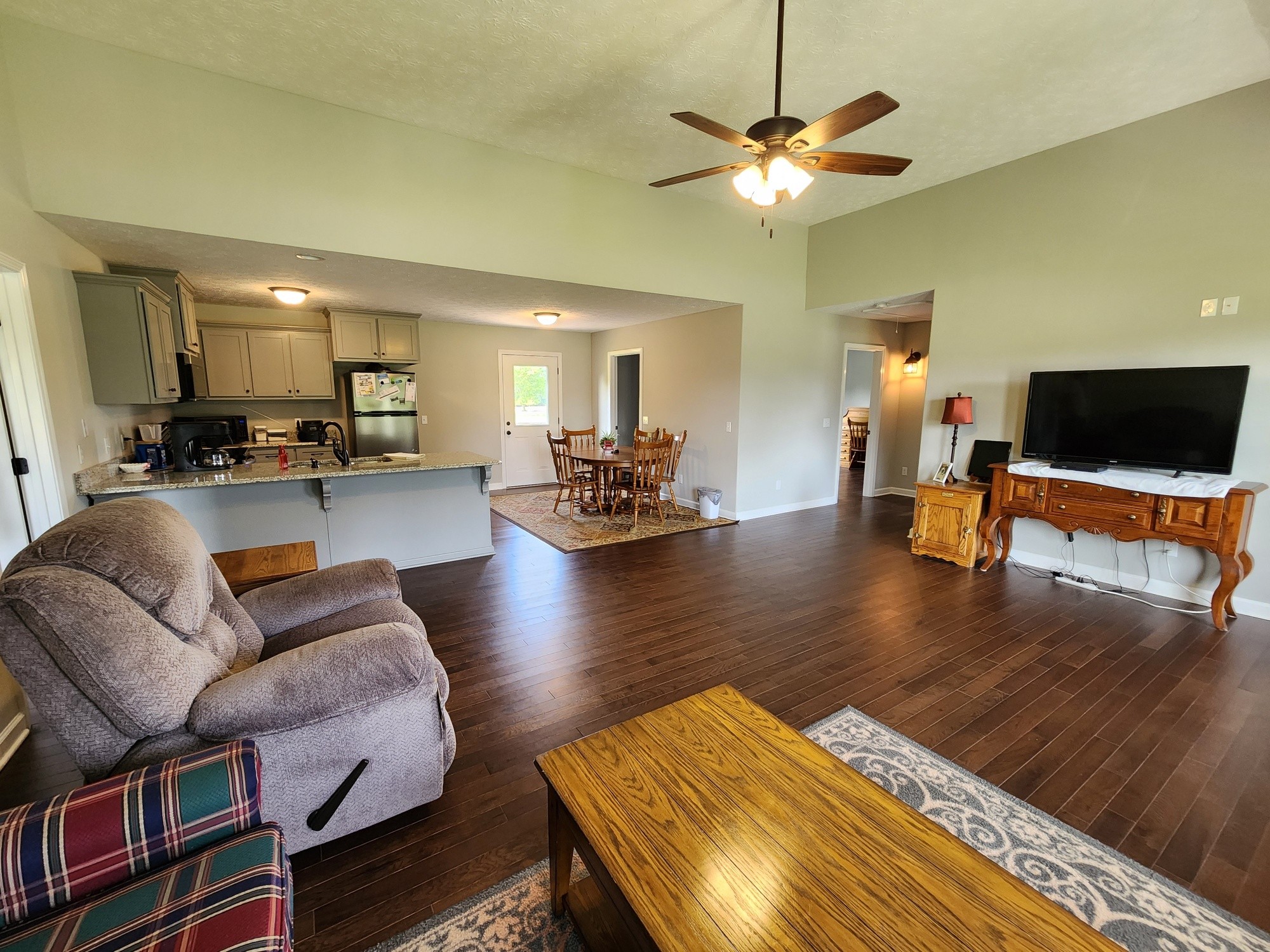 4574 Long Creek Road Lafayette, TN 37083 - Photo 9 of 20