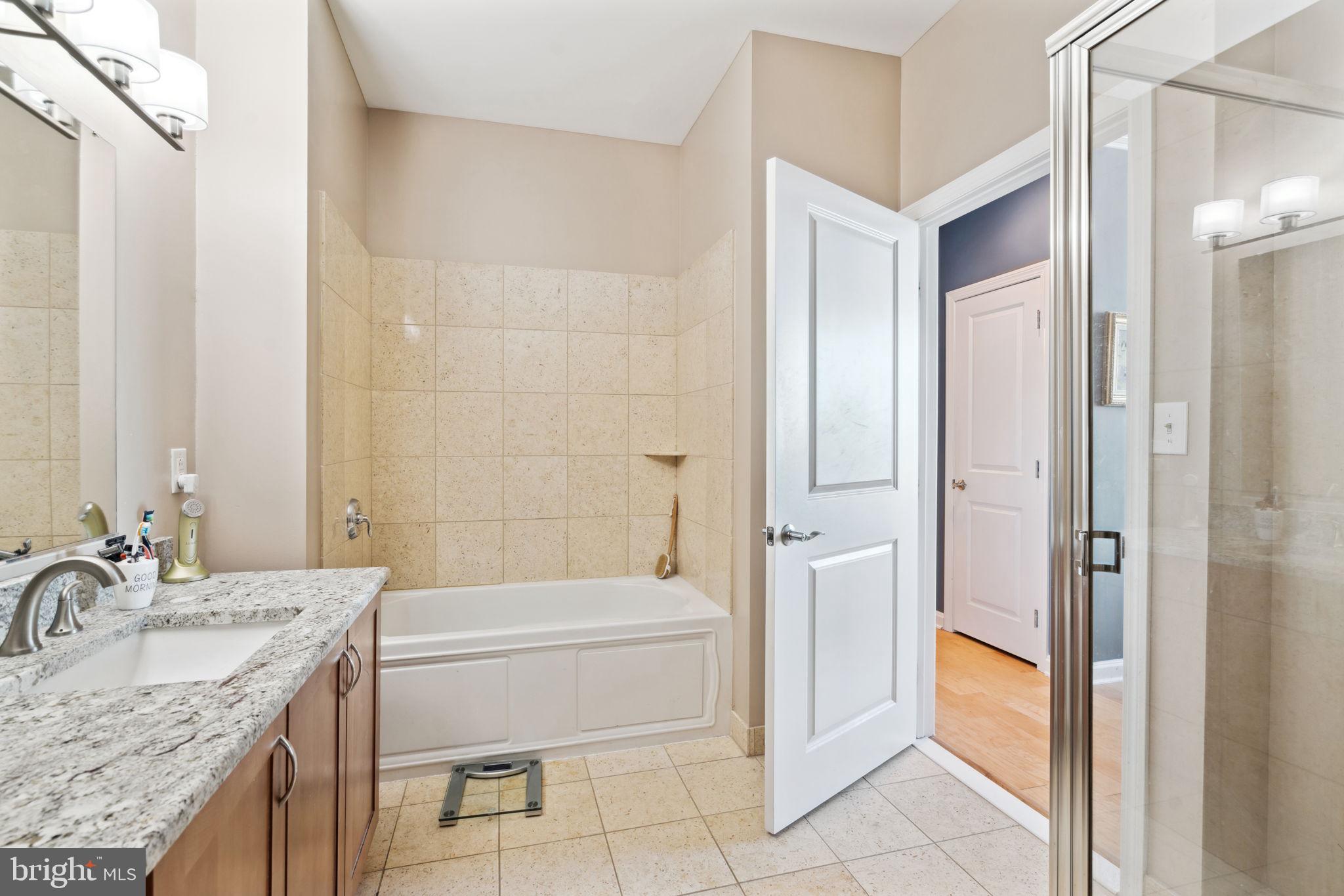 901 North Penn Street, Unit R1903 Philadelphia, PA 19123 - Photo 6 of 9 Gallery Image 6