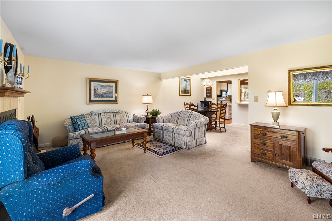 6119 Diffin Road Cicero, NY 13039 - Photo 13 of 27